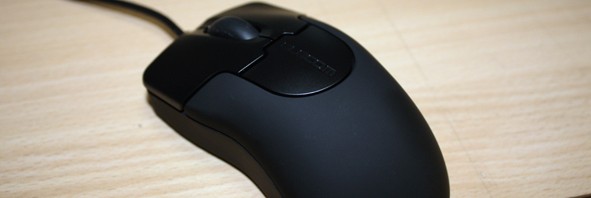 002 エレコム製光学式マウス